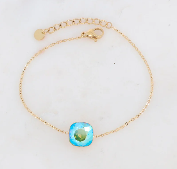 Précommande Bracelet avec pendentif carré en cristal de Swarovski BEA
