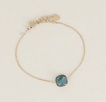 Précommande Bracelet avec pendentif carré en cristal de Swarovski BEA