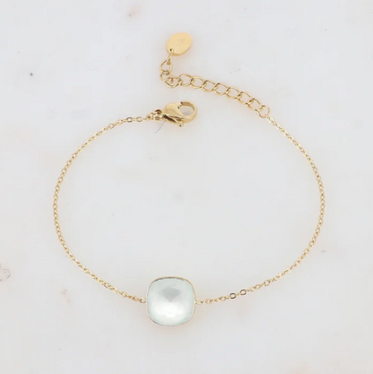 Précommande Bracelet avec pendentif carré en cristal de Swarovski BEA