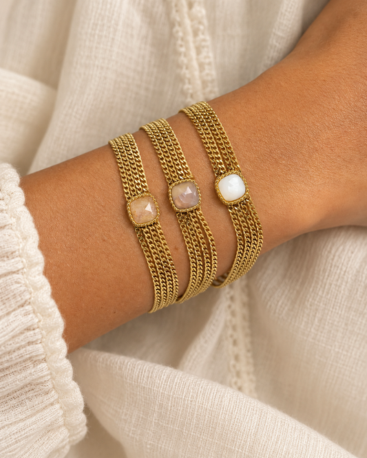 Bracelet 4 chaines et pierre naturelle ANTHEA