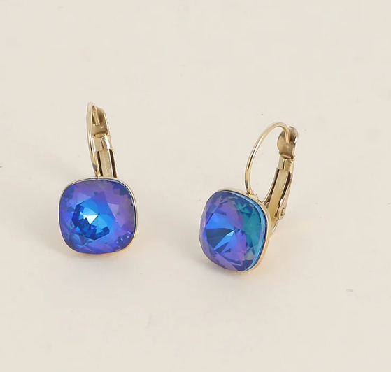 Précommande Boucles d'oreilles avec  cristal de Swarovski carré BEA